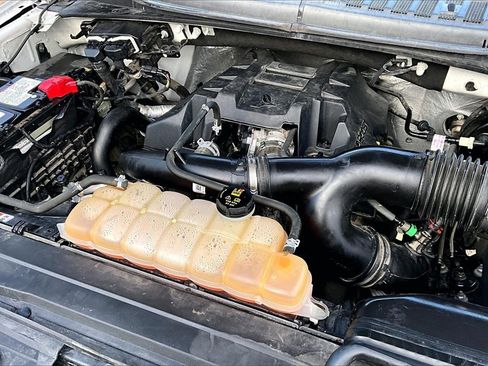 Used 2016 Ford F150 Lariat w/ Trailer Tow Package image 31