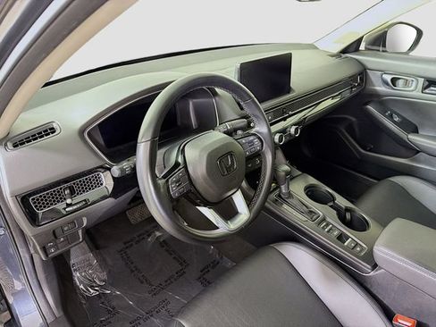 Used 2024 Honda Civic Touring image 9