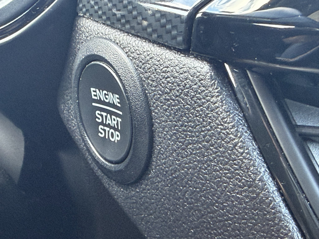 Certified 2025 Ford Escape ST-Line Select AWD/4WD image 17