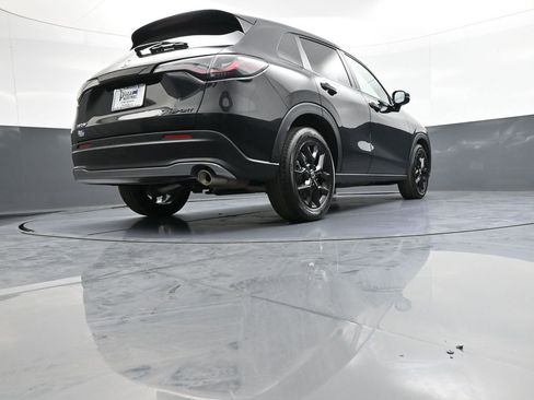 Used 2024 Honda HR-V Sport image 28