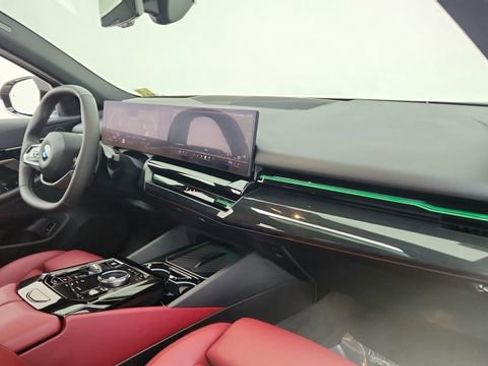 Used 2026 BMW 530i image 21