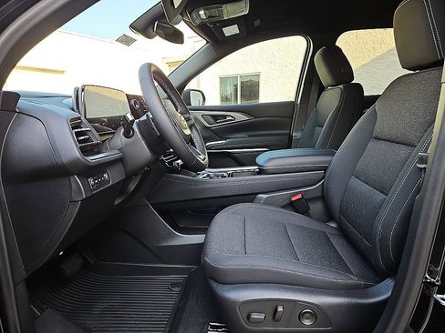 New 2026 Chevrolet Traverse LT AWD/4WD image 9