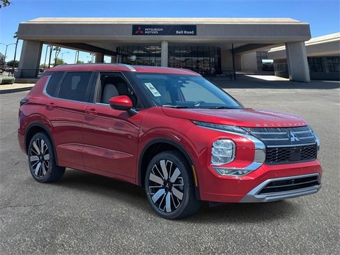 New 2025 Mitsubishi Outlander SEL image 4