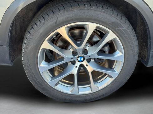 Used 2024 BMW X5 xDrive40i AWD/4WD image 32