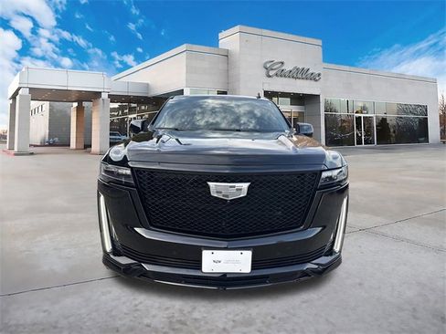 Used 2021 Cadillac Escalade ESV Sport w/ Driver Assist Tech Package image 8