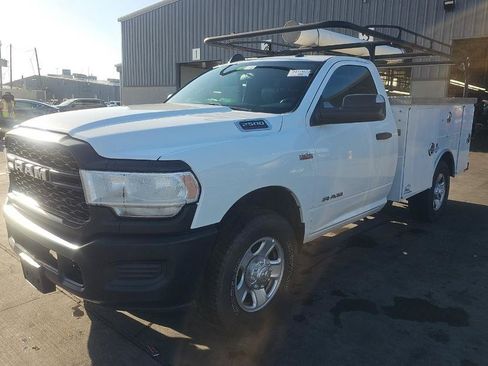 Used 2022 RAM 2500 Tradesman RWD image 3
