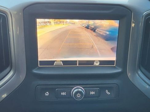 Used 2023 Chevrolet Silverado 1500 Custom image 6