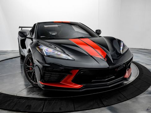 Used 2023 Chevrolet Corvette Stingray Premium Conv w/ Z51 Performance Package image 28