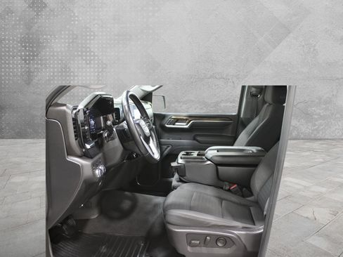 Used 2024 GMC Sierra 1500 SLE AWD/4WD image 3
