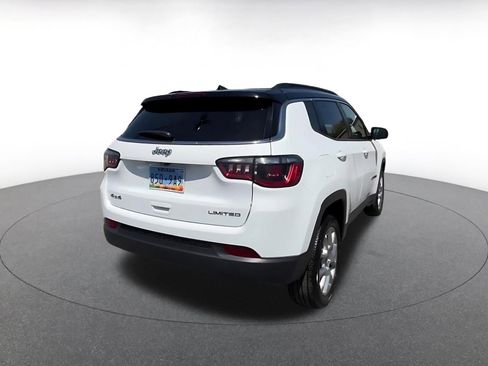 Used 2025 Jeep Compass Limited AWD/4WD image 14