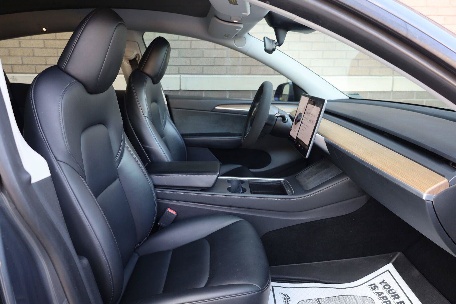 Used 2023 Tesla Model Y Long Range AWD/4WD image 27