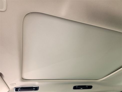 Used 2024 Land Rover Range Rover SE image 24