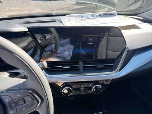 New 2026 Chevrolet Trax LT image 26