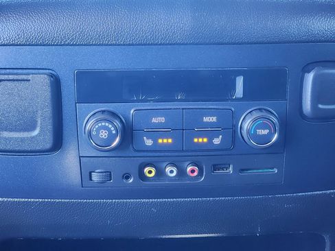 Used 2015 GMC Yukon Denali w/ Touring Package image 17