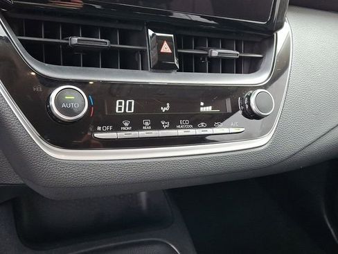 Used 2024 Toyota Corolla LE image 15
