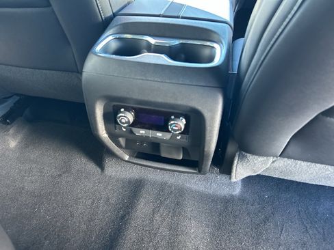 New 2026 Chevrolet Traverse RS image 30