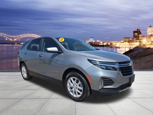 Used 2024 Chevrolet Equinox LT image 4
