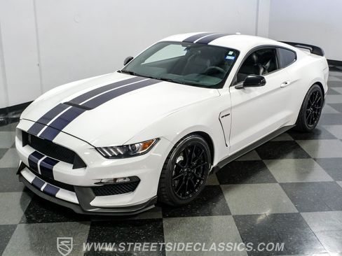 Used 2019 Ford Mustang Shelby GT350 w/ Technology Package RWD image 35