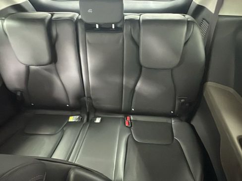 New 2026 Kia Carnival EX image 15