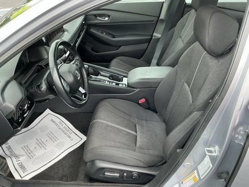 Used 2025 Honda Accord Sport image 14