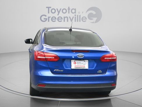 Used 2018 Ford Focus SE FWD image 11
