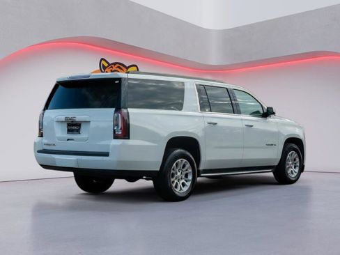 Used 2017 GMC Yukon XL SLT RWD image 5