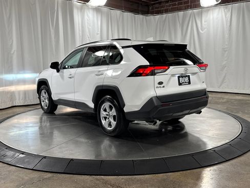 Used 2021 Toyota RAV4 XLE FWD image 7