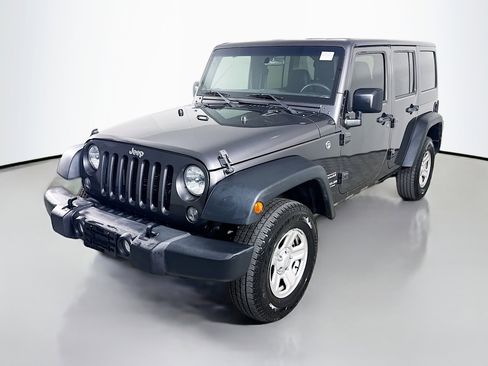 Used 2017 Jeep Wrangler Unlimited Sport w/ Connectivity Group image 4