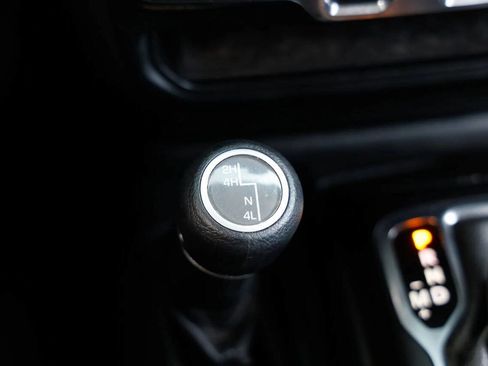 Used 2020 Jeep Gladiator Sport w/ Quick Order Package 24S image 27