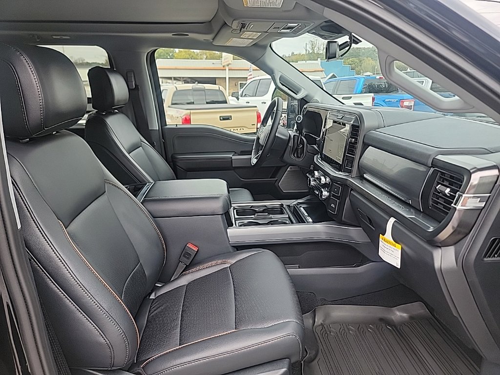 New 2026 Ford F350 Lariat w/ Black Appearance Package AWD/4WD image 17