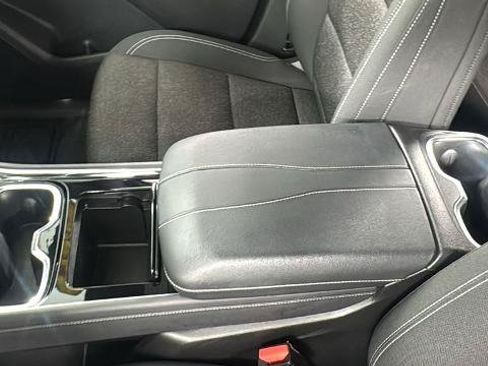 Used 2024 Chevrolet Traverse LT AWD/4WD image 36
