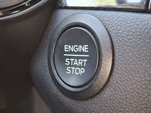 Used 2023 Ford Escape ST-Line AWD/4WD image 22