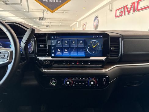Certified 2023 Chevrolet Silverado 1500 RST AWD/4WD image 19
