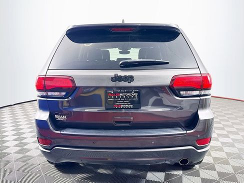 Used 2020 Jeep Grand Cherokee Altitude image 6