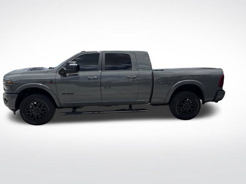 Used 2026 RAM 2500 Limited AWD/4WD image 5