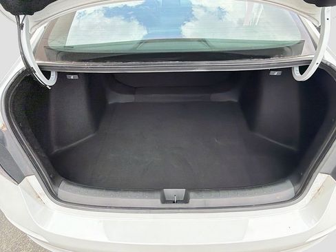 Used 2025 Honda Civic Sport image 23