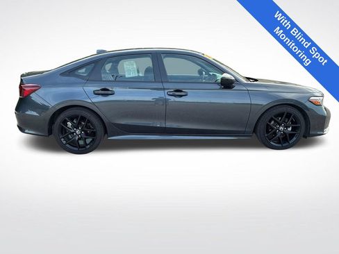 Used 2025 Honda Civic Sport image 2