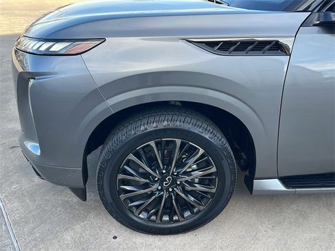 Certified 2025 INFINITI QX80 Autograph w/ Autograph Exterior Package image 9