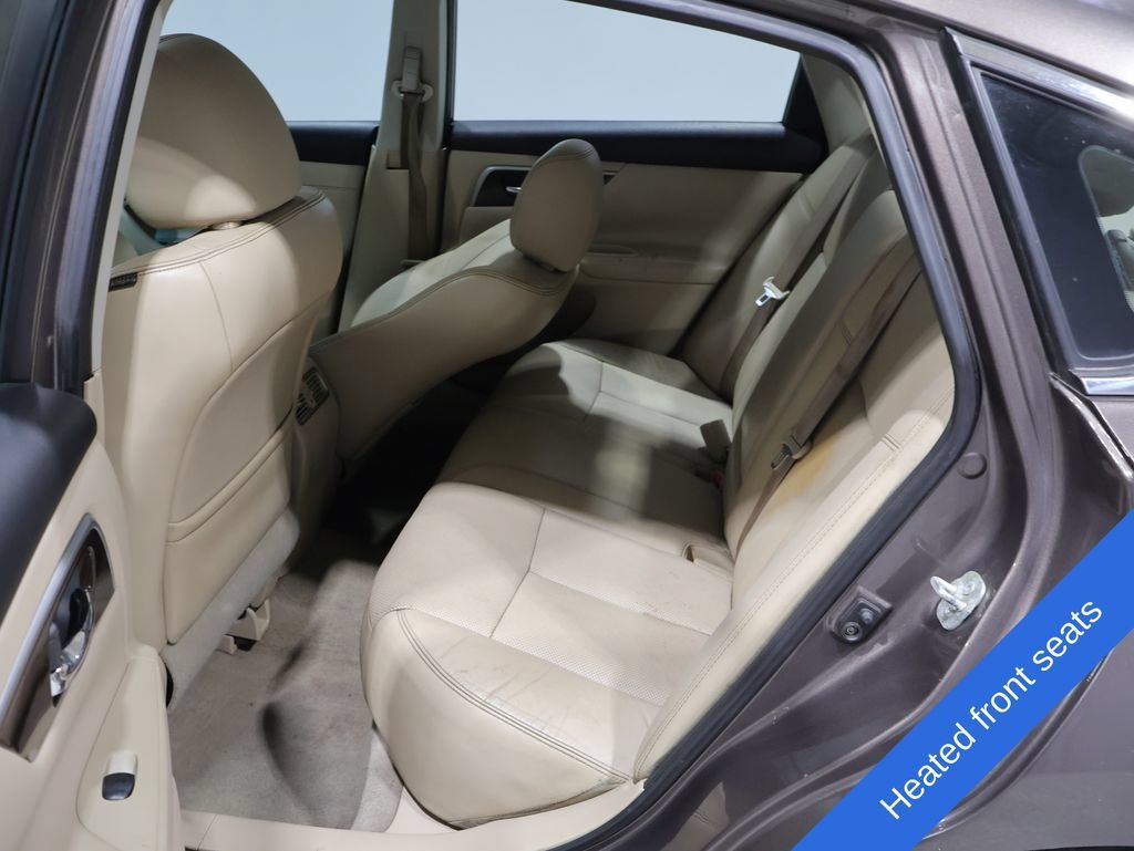 Used 2014 Nissan Altima 2.5 SL w/ Moonroof Package FWD image 11