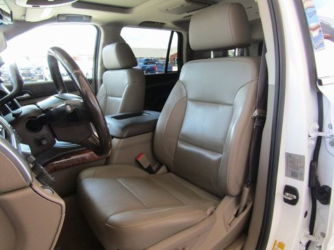 Used 2018 Chevrolet Tahoe Premier image 30