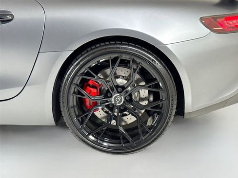 Used 2016 Mercedes-Benz AMG GT S image 40