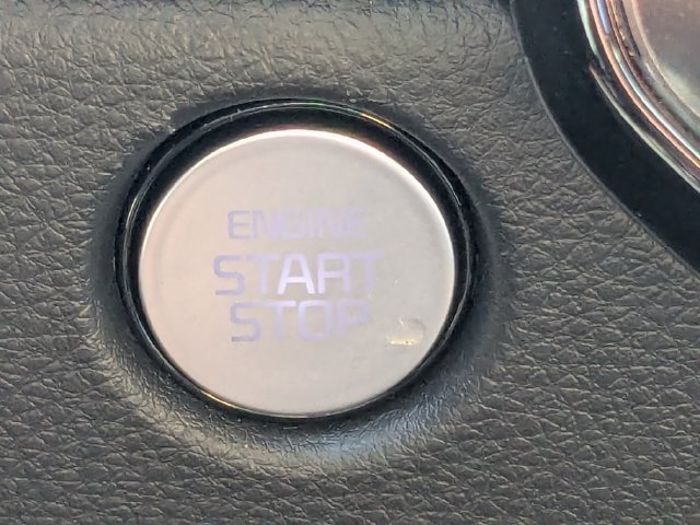 New 2027 Kia Carnival SX w/ Dark Edition Package FWD image 30