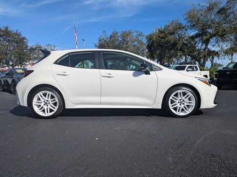 New 2026 Toyota Corolla SE FWD image 3