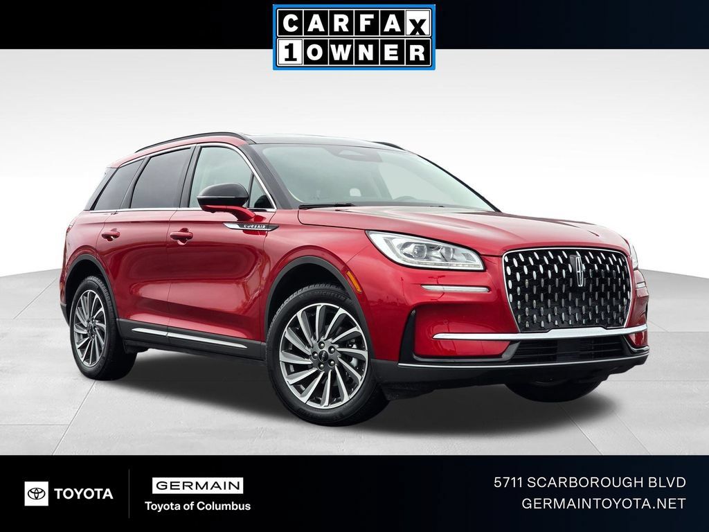 Used 2025 Lincoln Corsair Reserve AWD/4WD image 1