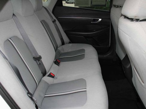 Used 2022 Hyundai Sonata SE w/ Preferred Accessory Package image 38