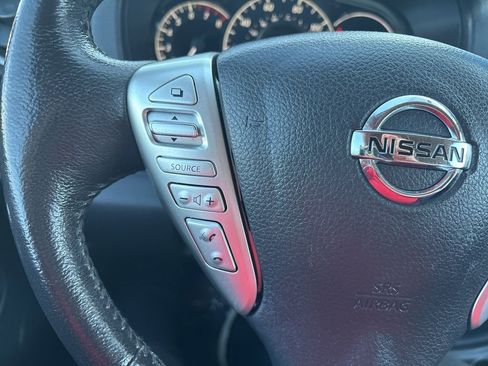 Used 2016 Nissan Versa Note SV image 19