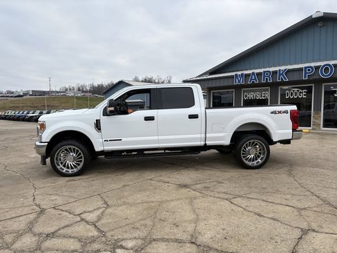 Used 2022 Ford F250 XLT image 2