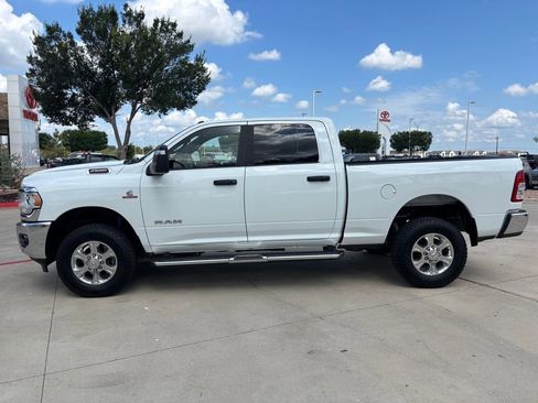 Used 2024 RAM 2500 Big Horn w/ Off Road Package AWD/4WD image 4