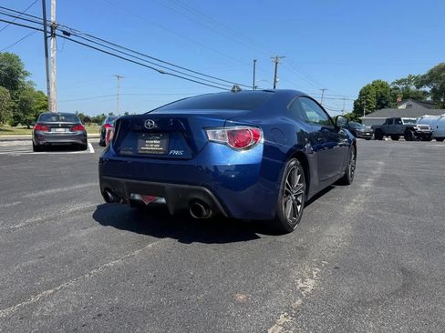 Used 2014 Scion FR-S RWD image 3