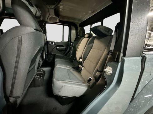 New 2026 Jeep Gladiator Sport image 25